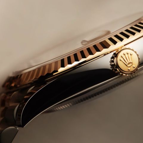 519-discover-rolex-watches-m126333 0010 1802jva 002 v2